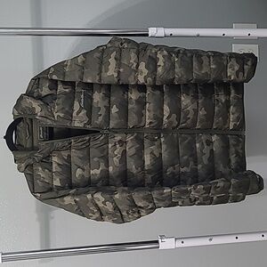 Eddie Bauer Camo Down Jacket Large Tall